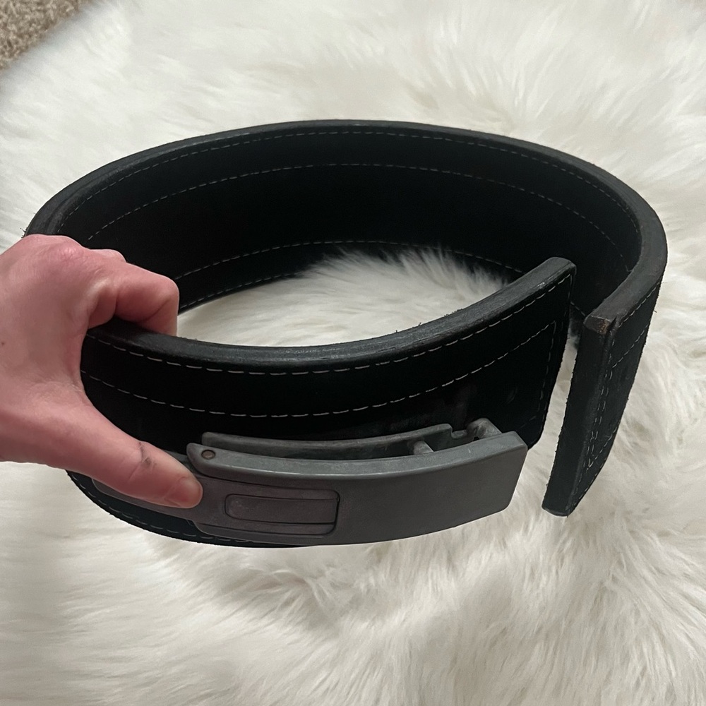 LIKE NEW Inzer Forever Lever Lifting Belt 10MM Size MED (30-33) BLACK (unisex)